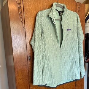 Patagonia Teal Green Half-Zip R1 Air -L